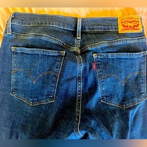 Levi’s shaping skinny jeans.
